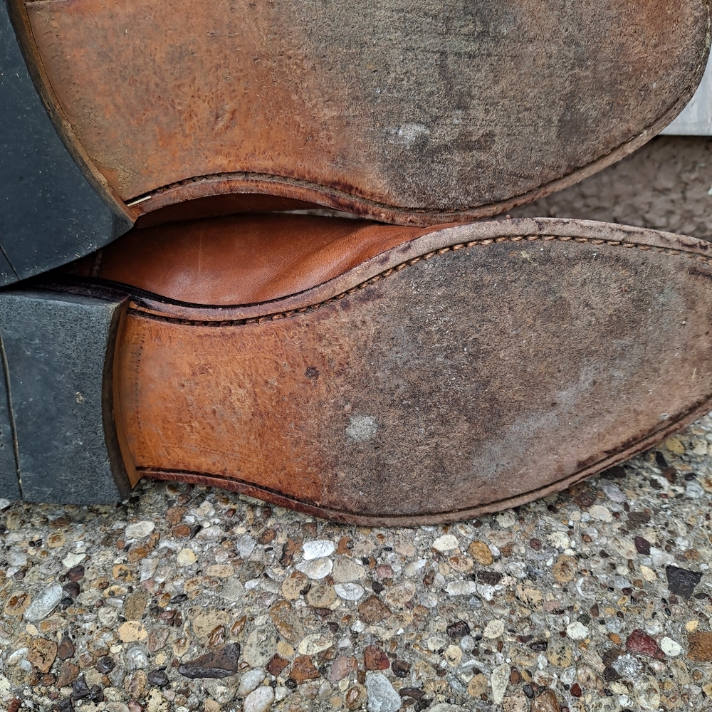 Charles Tyrwhitt Shoes, size 9. Brown in color. - Picture 6 of 14